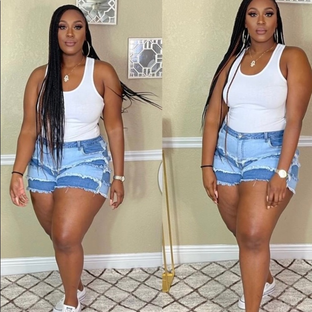 Two toned denim shorts